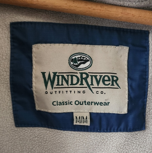 WindRiver Waterproof Windbreaker/raincoat - Picture 2 of 10